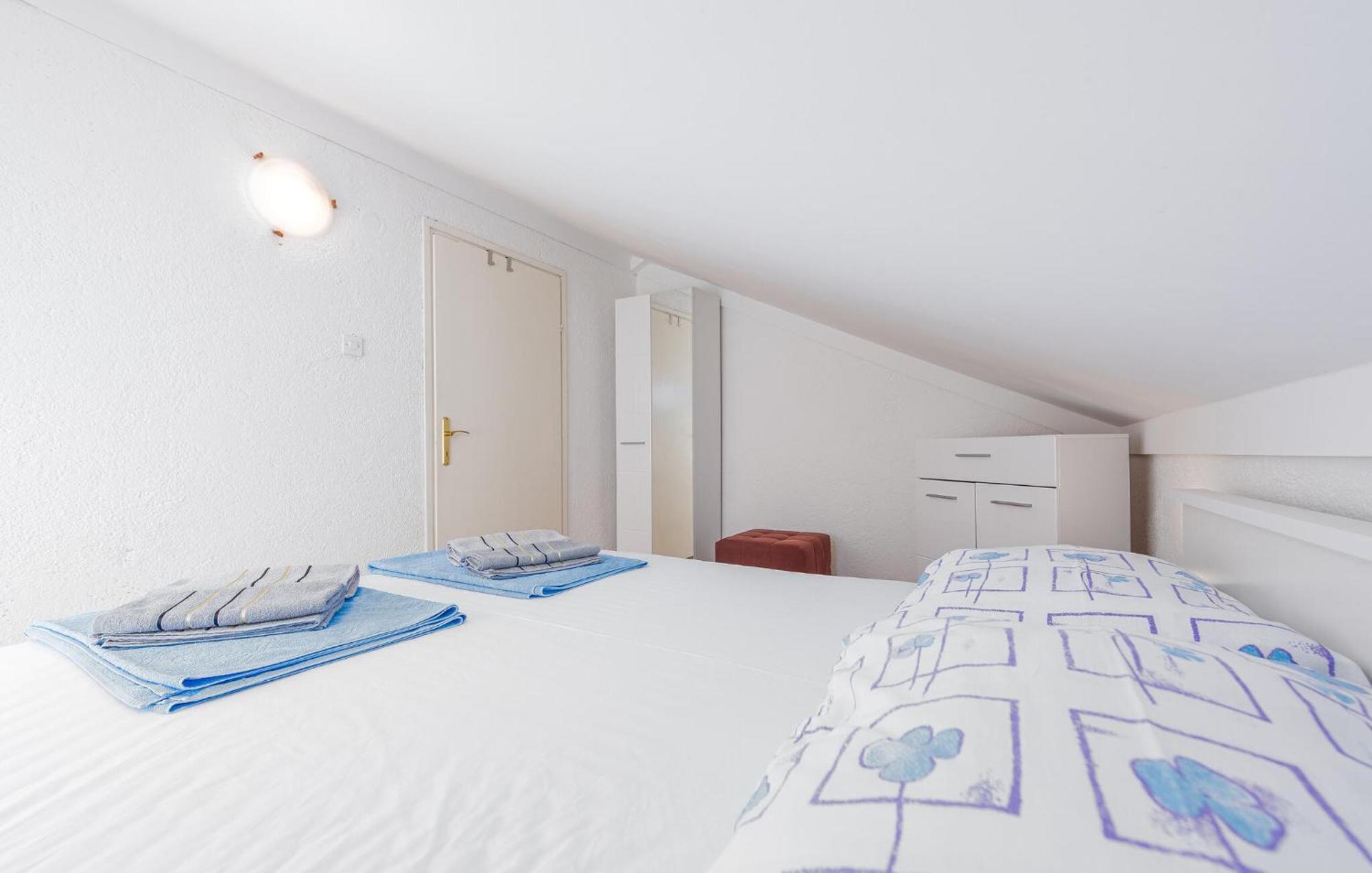 Nice Apartment In Potocnica With House Sea View Borovići 외부 사진