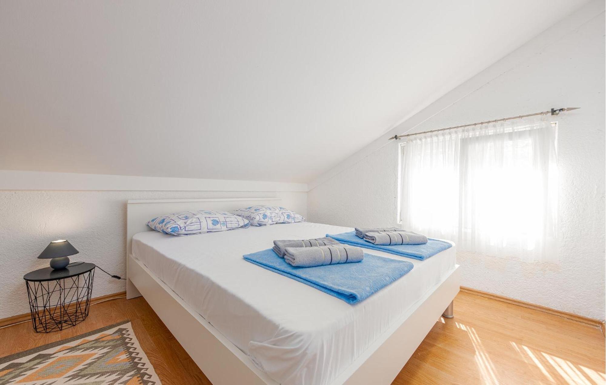 Nice Apartment In Potocnica With House Sea View Borovići 외부 사진